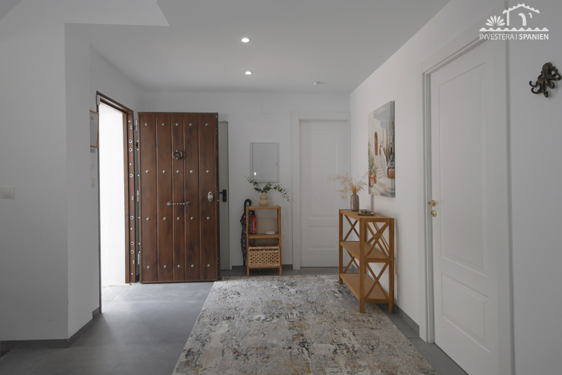 Calle Encina, Málaga Calle Encina, 5 Sovrum Sovrum, ,3 BadrumBadrum,Hus,Till uthyrning,Casa Mariposa,Calle Encina,3,1153