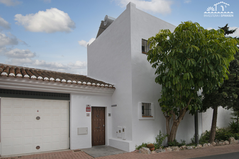 Calle Encina, Málaga Calle Encina, 5 Sovrum Sovrum, ,3 BadrumBadrum,Hus,Till uthyrning,Casa Mariposa,Calle Encina,3,1153